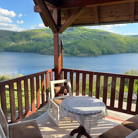 Apartman Jezero Vrutci Ужице Екстер'єр фото
