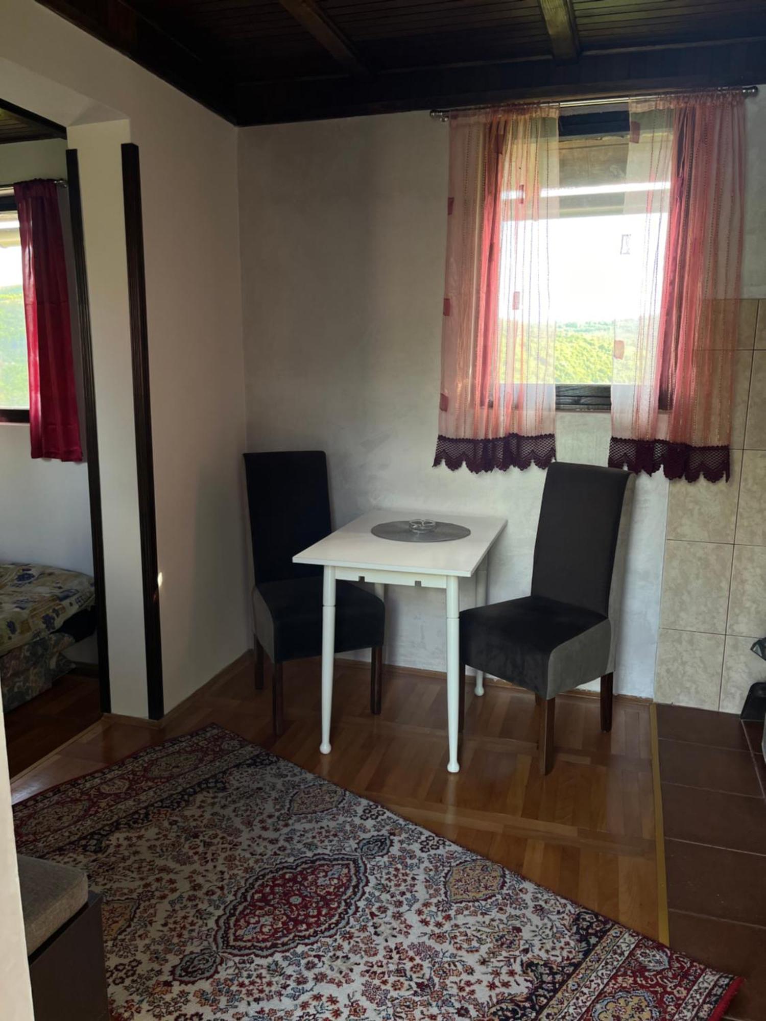 Apartman Jezero Vrutci Ужице Екстер'єр фото